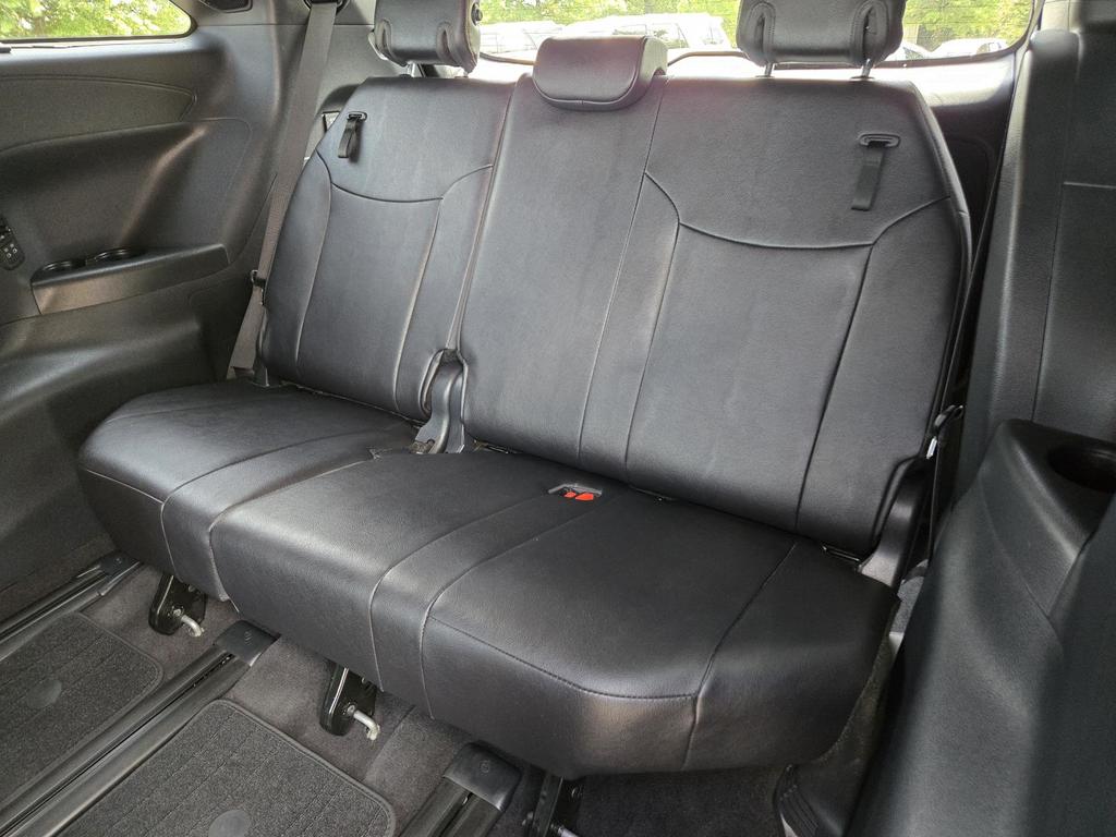 2025 Toyota Sienna XSE - Photo 19