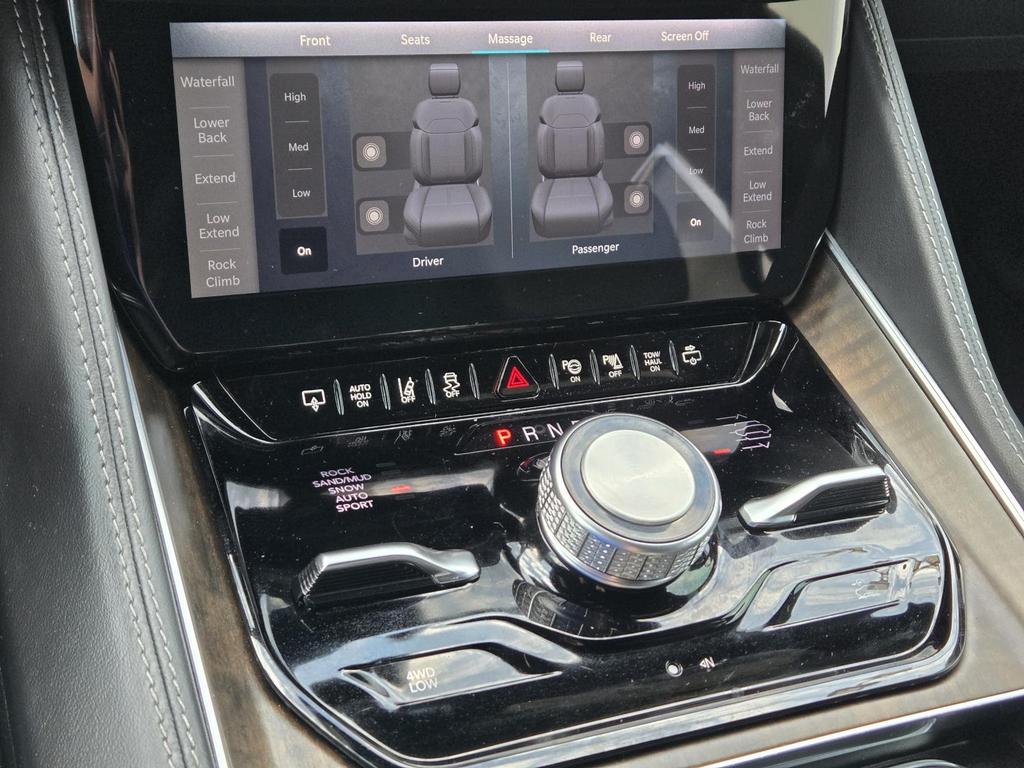 2023 Jeep Grand Wagoneer Series I - Photo 31