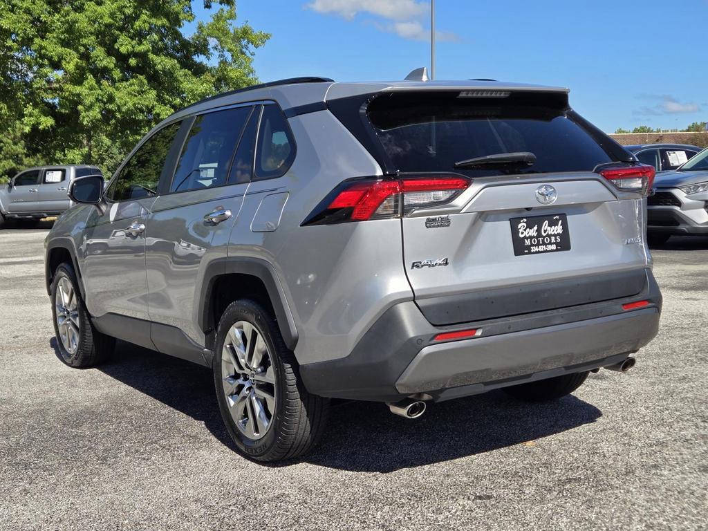 2019 Toyota RAV4 Limited - Photo 11