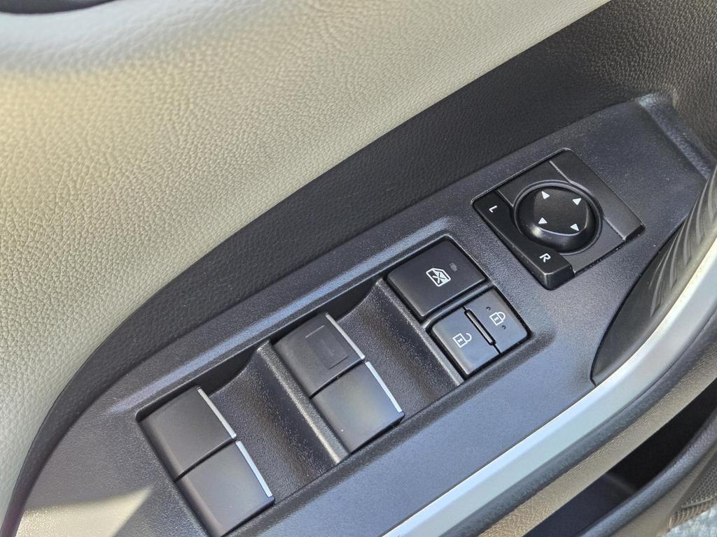 2019 Toyota RAV4 Limited - Photo 14