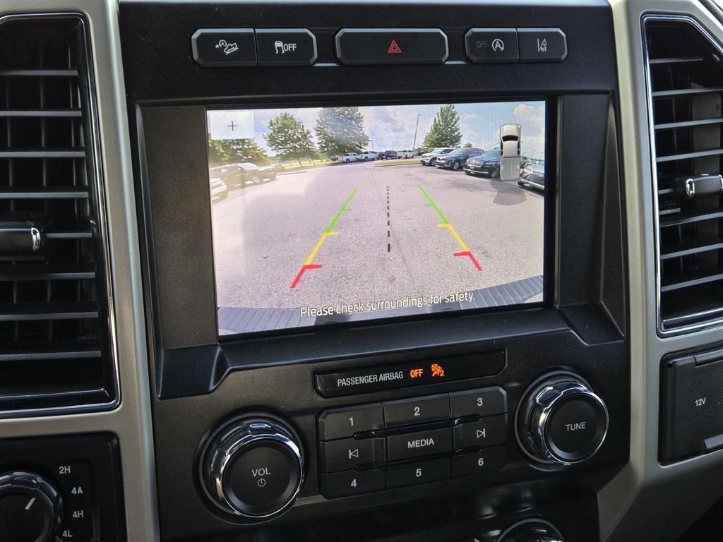 2020 Ford F-150 Lariat - Photo 26
